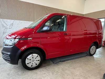 VW Transporter T6 T6.1 Kasten KR Heckklappe 2,0 TDI Klima Sitzhei... Transporter / Kastenwagen