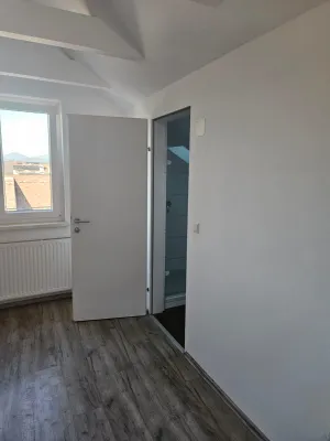 1-Zimmer-Wohnung mieten in Klagenfurt Land – 29 m², € 495 – Bild 2 von 4