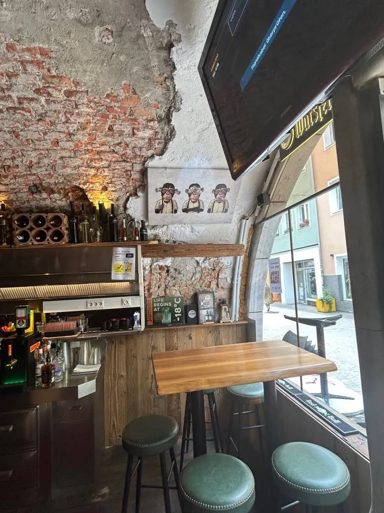 Pub Cafe Bar SPATZ - Ansicht 2
