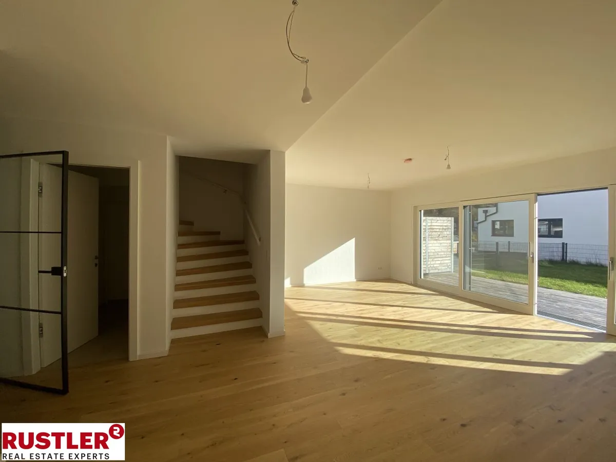 Sonniges Reihenhaus mit Eigengarten & Badeteich | Provisionsfrei - Ansicht 3