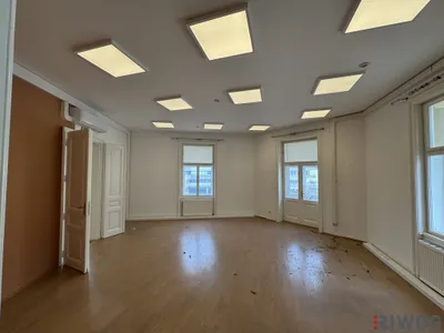Moderne 7er WG-Geignete Wohnung in TOP Lage mit Klima und Beschattung – Bild 3