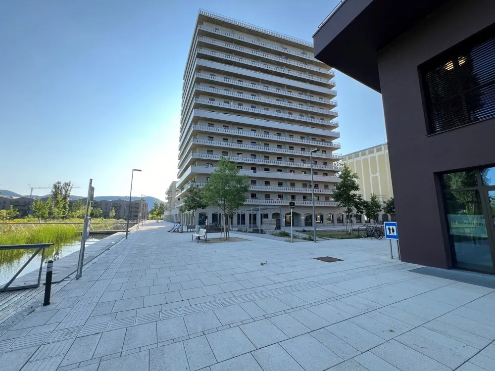 Neubau Geschäftsfläche - Ansicht 2