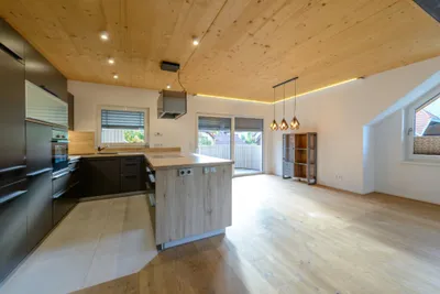 7-Zimmer-Gewerbeimmobilie kaufen in Gmunden – 239,43 m² – Bild 8 von 15