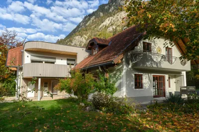 7-Zimmer-Gewerbeimmobilie kaufen in Gmunden – 239,43 m² – Bild 3 von 15