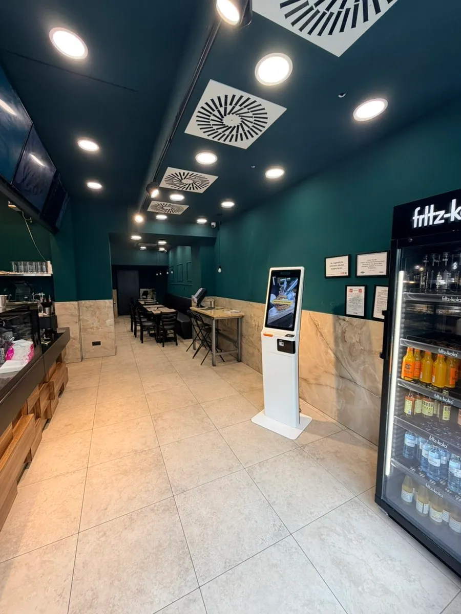 Gastro Lokal in Fußgängerzone - Widok 2