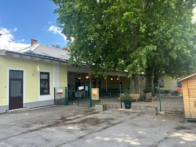 Gewerbeimmobilie mieten in Korneuburg – 135 m², € 1.540