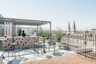 Stylische Kleinraumwohnung mit Rooftop, Gym & Sauna!