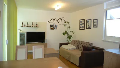 2-Zimmer-Wohnung mieten in Vöcklabruck – 49 m², € 1.023 – Bild 2 von 9