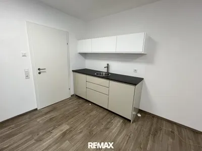 3-Zimmer-Gewerbeimmobilie mieten in Steyr – 70 m², € 802 – Bild 3 von 8