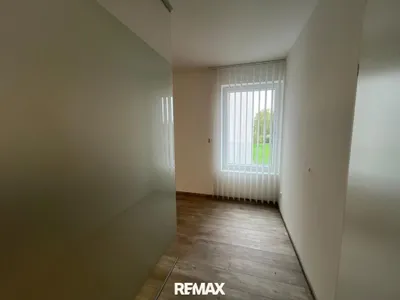 3-Zimmer-Gewerbeimmobilie mieten in Steyr – 70 m², € 802 – Bild 6 von 8