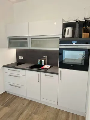 2-Zimmer-Gewerbeimmobilie mieten in Korneuburg – 50 m², € 920 – Bild 12 von 13