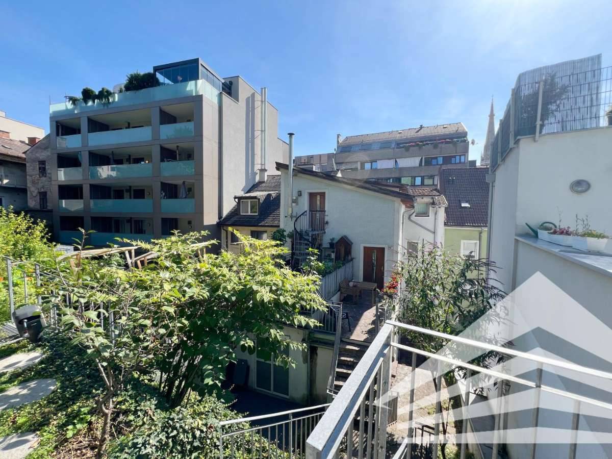 Charmante, gemütliche 2-Zimmer Gartenwohnung mit Terrasse im Linzer Stadtzentrum! - Ansicht 2