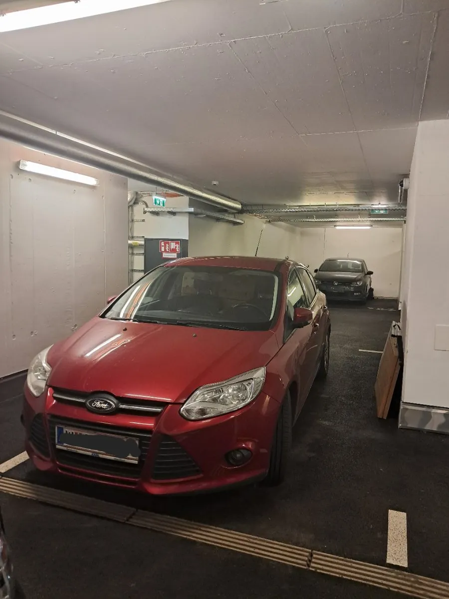 Tiefgaragenstellplatz DC Living, U1/ UNO-City, €140 all-in provisionsfrei - Ansicht 2