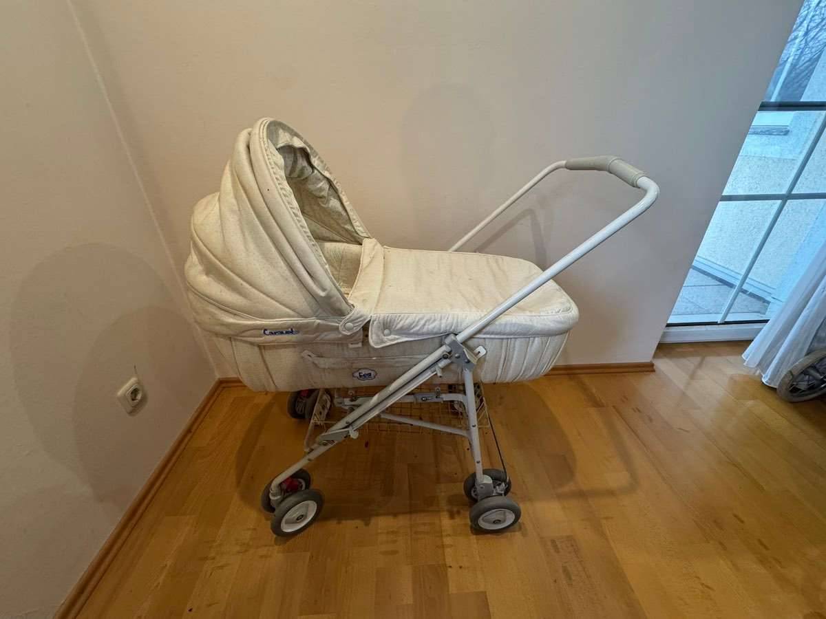 Kinderwagen wei Peg-Prego Caravel,  13,- (3232 Bischofstetten) -  willhaben