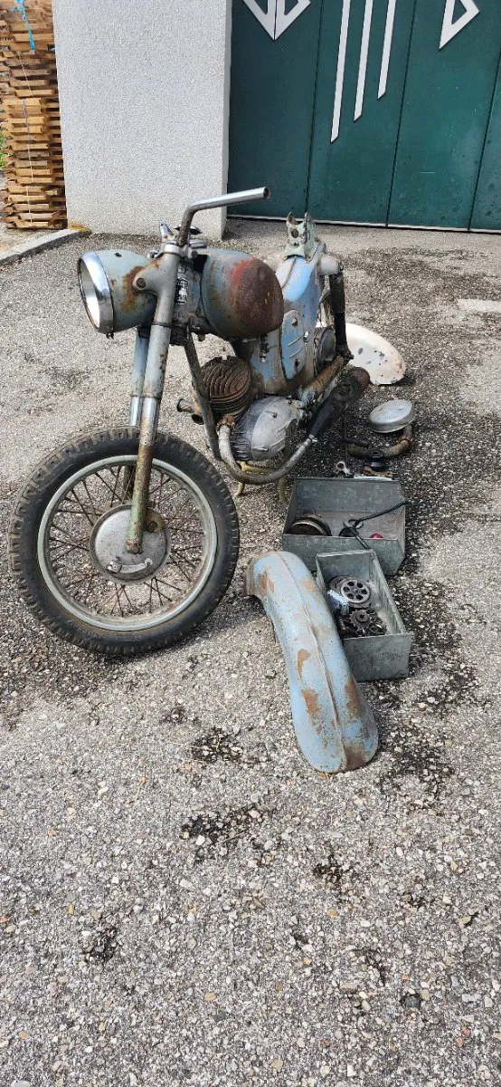 Puch 125