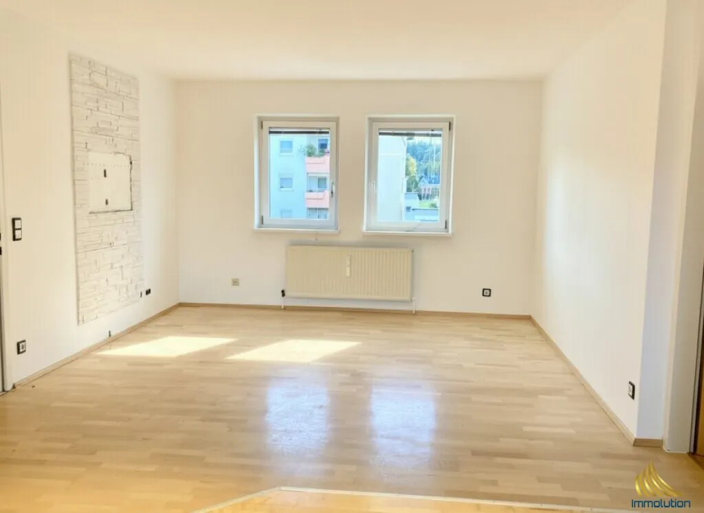3-Zimmer-Wohnung mit Tiefgarage & saniertem Bad | sofort verfügbar | EUR 189.000 - Ansicht 2