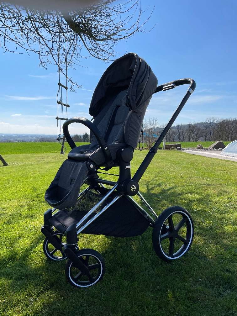 Authentic Cybex Priam Kinderwagen Wanne und Lux Sitz + Zubehör