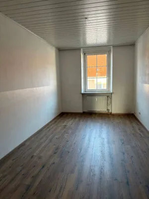 2-Zimmer-Wohnung mieten in Leoben – 80 m², € 880 – Bild 4 von 12
