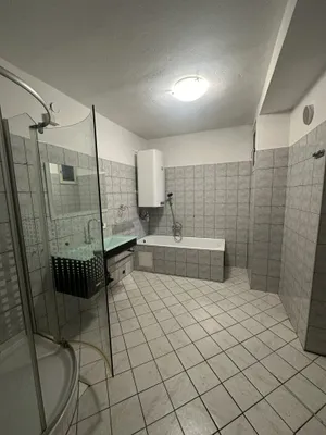 3-Zimmer-Wohnung mieten in Gmünd – 140 m², € 780 – Bild 8 von 10