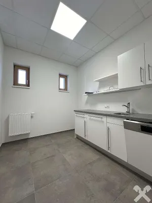6-Zimmer-Gewerbeimmobilie mieten in Graz-Umgebung – 132 m², € 1.894 – Bild 5 von 9