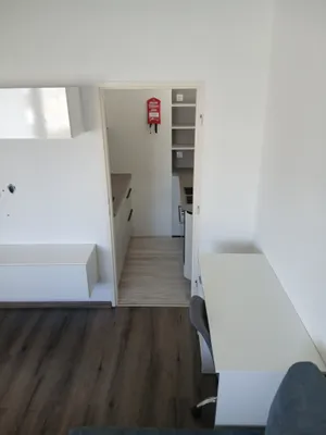 1-Zimmer-Wohnung mieten in Horn – 34 m², € 600 – Bild 2 von 10