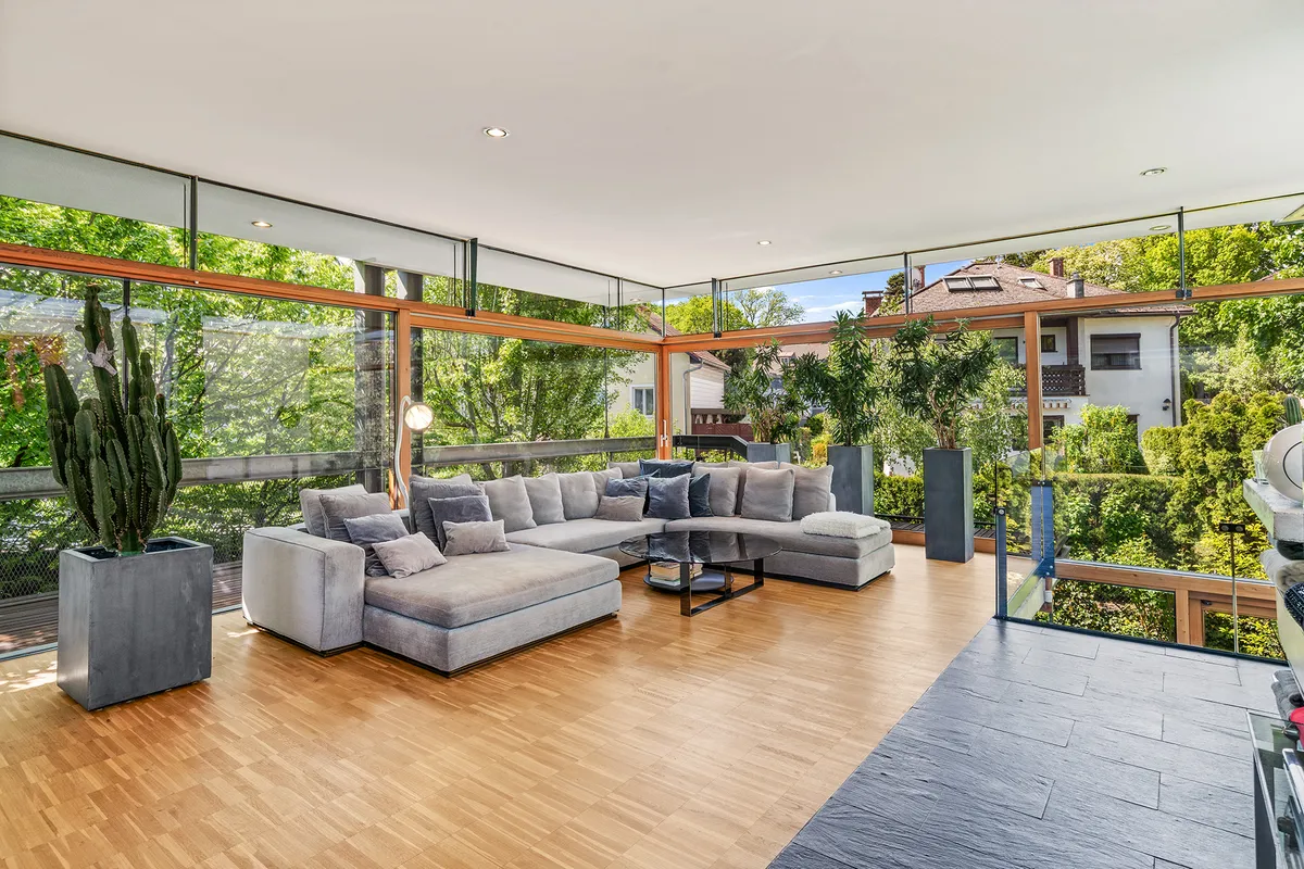 Stilvolle Architektenvilla in exklusiver Grünruhelage - Widok 2