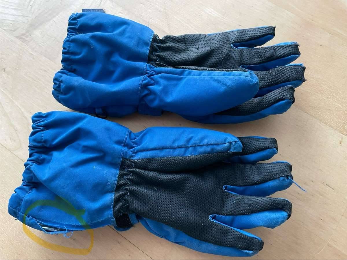 Lego Wear Handschuhe 122/128,  5,- (3100 St. Plten) - willhaben