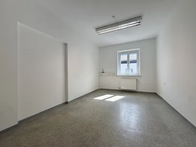 1-Zimmer-Gewerbeimmobilie mieten in Spittal an der Drau – 14 m², € 200 – Bild 2 von 5
