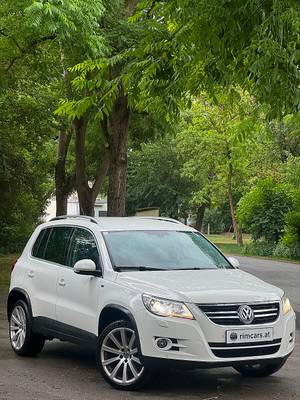 VW Tiguan 2,0 TDI R-Line CR DPF 4Motion Sport&Styl...