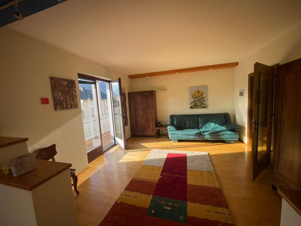 Helle 2,5-Zimmer-Wohnung mit Südbalkon in deals Zentrumsnähe