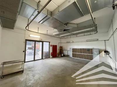 Gewerbeimmobilie mieten in Freistadt – 900 m², € 10.513 – Bild 6 von 12