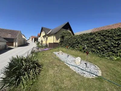7-Zimmer-Haus kaufen in Krems Land – 200 m², € 275.000 – Bild 3 von 10