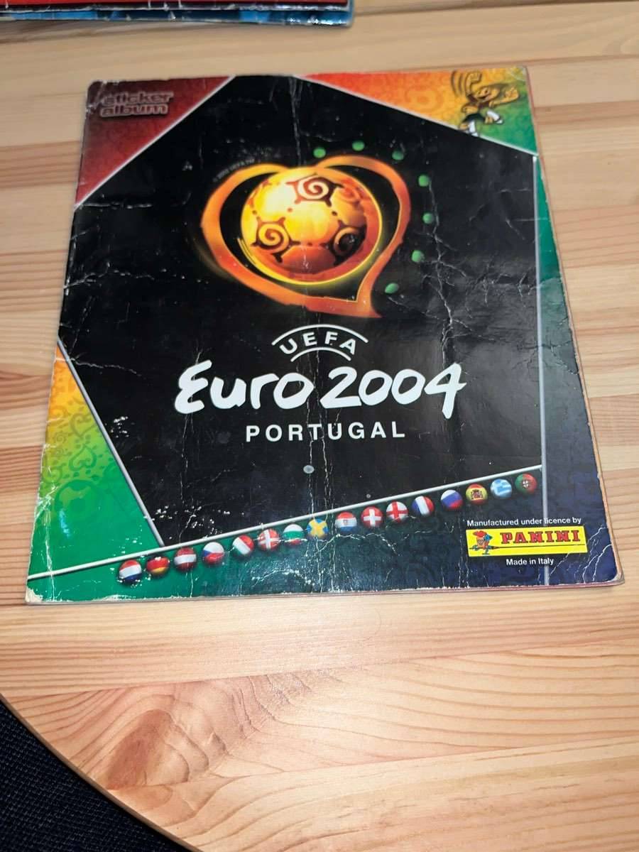 Album Panini Euro UEFA 2004 Portugal complet (Gebraucht) in Chénens für