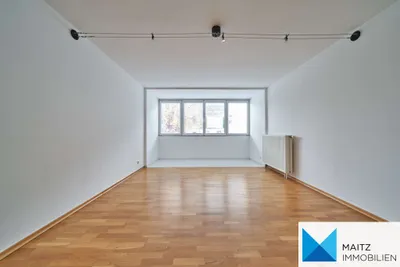 GRINZING: Wohnung mit Townhouse-Charakter – Bild 2