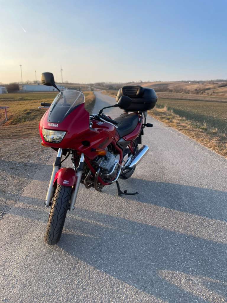 Yamaha XJ 600N Tourer