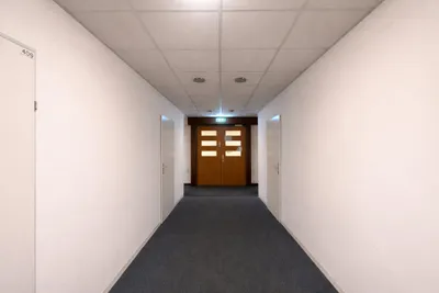 24-Zimmer-Gewerbeimmobilie mieten in Wien – 1 060 m², € 10.000 – Bild 2 von 22