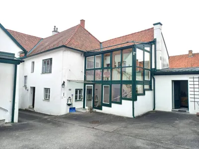 8-Zimmer-Gewerbeimmobilie kaufen in Hollabrunn – 285 m², € 299.000