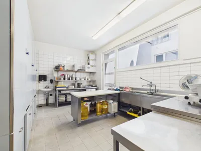 5-Zimmer-Gewerbeimmobilie mieten in Bregenz – 345 m² – Bild 14 von 24