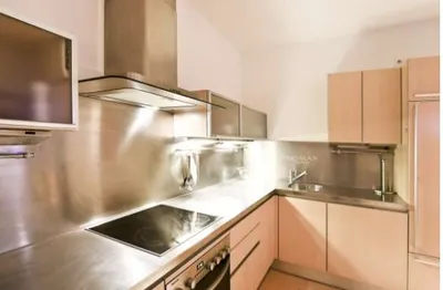 Elegante möblierte Wohnung in zentraler Lage Wiens – Bild 3