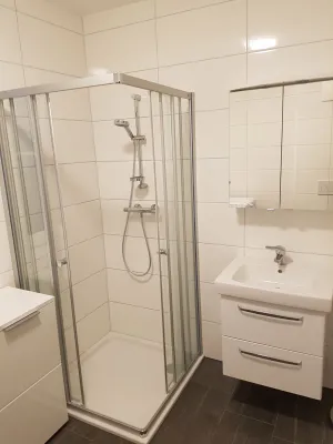 2-Zimmer-Wohnung mieten in Urfahr-Umgebung – 35 m², € 436 – Bild 2 von 3