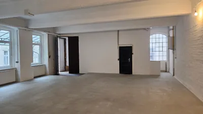Gewerbeimmobilie mieten in Wien – 127 m², € 1.335
