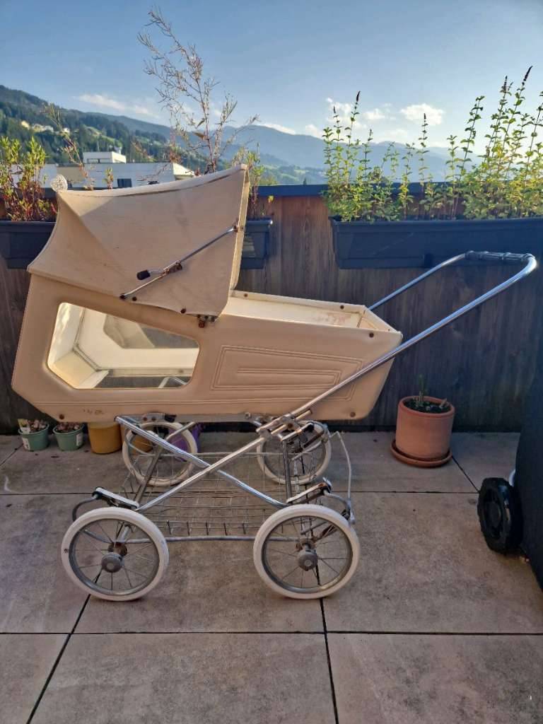 Altes Kinderwagen,  0,- (6130 Schwaz) - willhaben