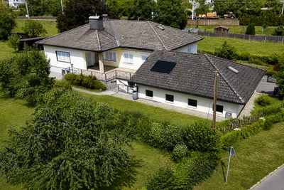 7-Zimmer-Haus mieten in Perg – 170 m², € 1.490 – Bild 2 von 18