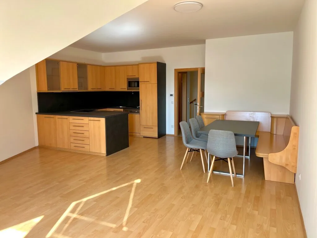 3-Zimmer-Wohnung im Dachgeschoss mit Maisonette-Charakter (Erstbezug) – pohled 2