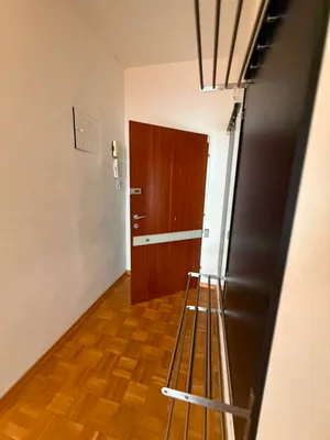 4-Zimmer Wohnung inkl. WW & Heizung in Zentraler Lage – Bild 2