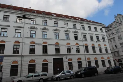2-Zimmer-Wohnung mieten in Wien – 75 m², € 1.770 – Bild 1 von 2