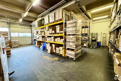 Gewerbeimmobilie mieten in Salzburg-Umgebung – 938 m², € 9.815 – Bild 4 von 10