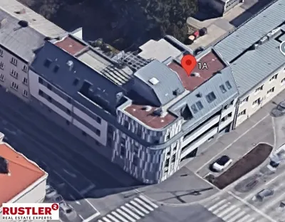 Hofseitige Balkonwohnung mit bester Anbindung – Bild 3