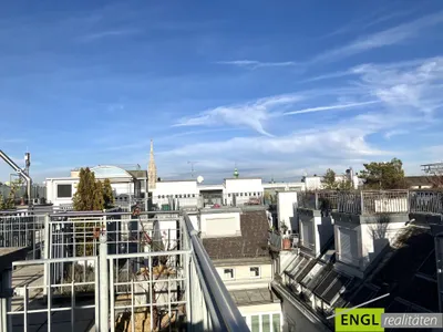 Beste Adresse! Helle Maisonette Wohnung mit Balkon, Wintergarten und Terrasse mit Blick zum Stephansdom – Bild 2