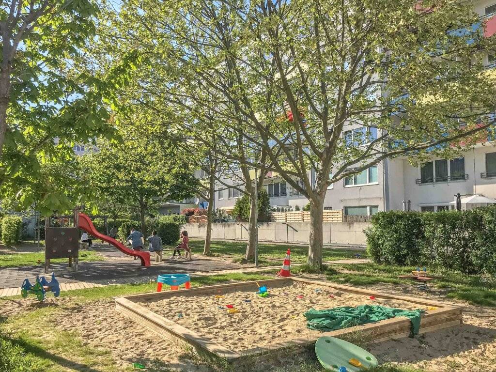 PROVISIONSFREI VOM EIGENTÜMER! TIEFGARAGENPLATZ NÄHE U6 PERFEKTASTRASSE! - View 2